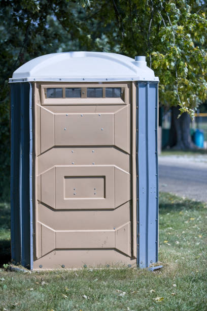 Best Porta potty delivery and setup  in Ashland, IL